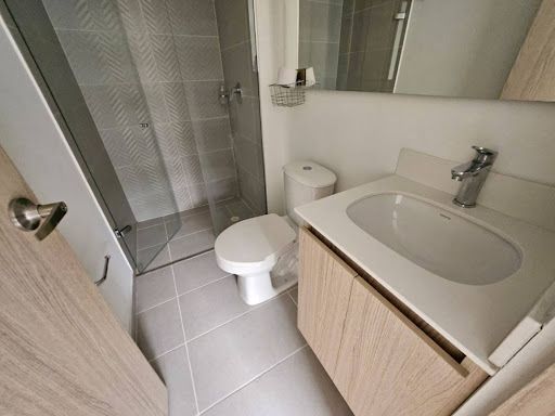 Apartamento en arriendo Antioquia Medellín Shellmar 50 m2 Habitaciones 2 Baños 2 Garajes 1 Precio $3100000