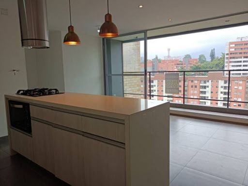Apartamento en arriendo Antioquia Envigado El Esmeraldal 73 m2 Habitaciones 2 Baños 2 Garajes 1 Precio $3950000