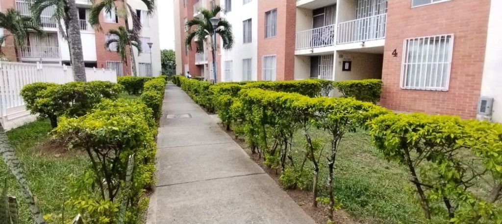 Apartamento en venta Valle Del Cauca Cali Urbanización La Base planta Y Talleres 55 m2 Habitaciones 3 Baños 2 Garajes 0 Precio $195000000