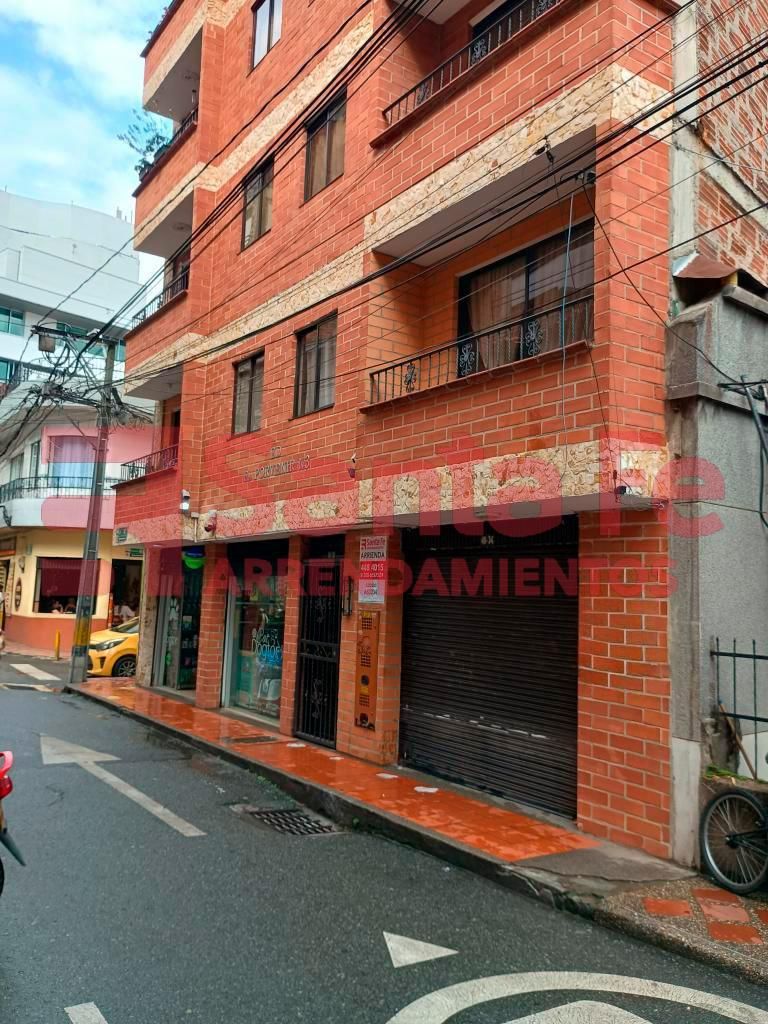 Local en arriendo Antioquia Itagüí Centro 40 m2 Habitaciones 0 Baños 1 Garajes 0 Precio $1750000