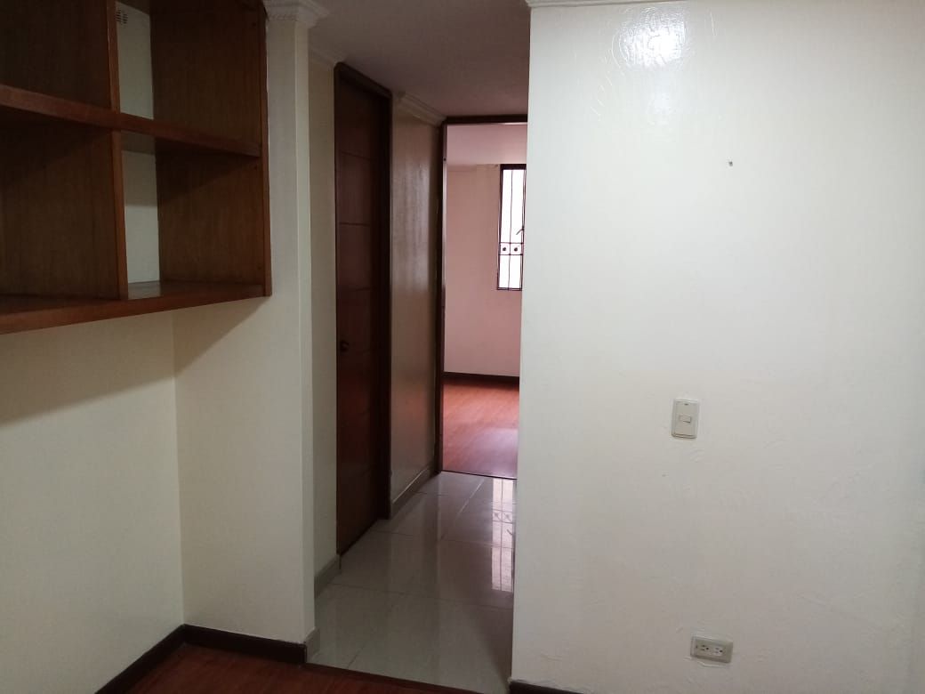 Casa en arriendo Cundinamarca Bogotá Estacion Victoria 95 m2 Habitaciones 4 Baños 2 Garajes 1 Precio $2715000