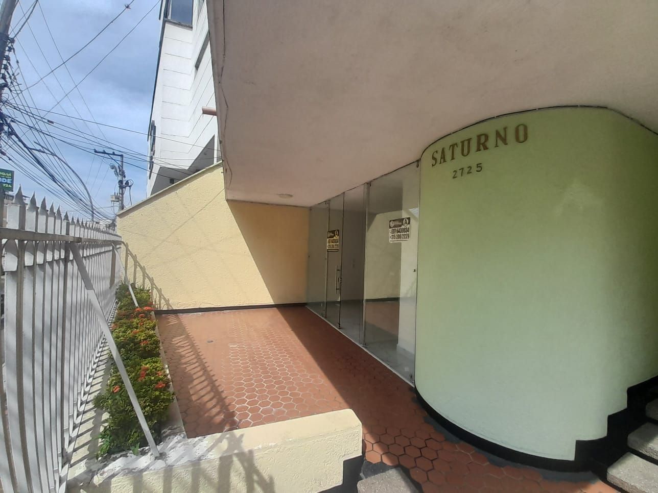 Local en arriendo Santander Bucaramanga Mejoras Publicas 88 m2 Habitaciones 0 Baños 2 Garajes 1 Precio $2500000