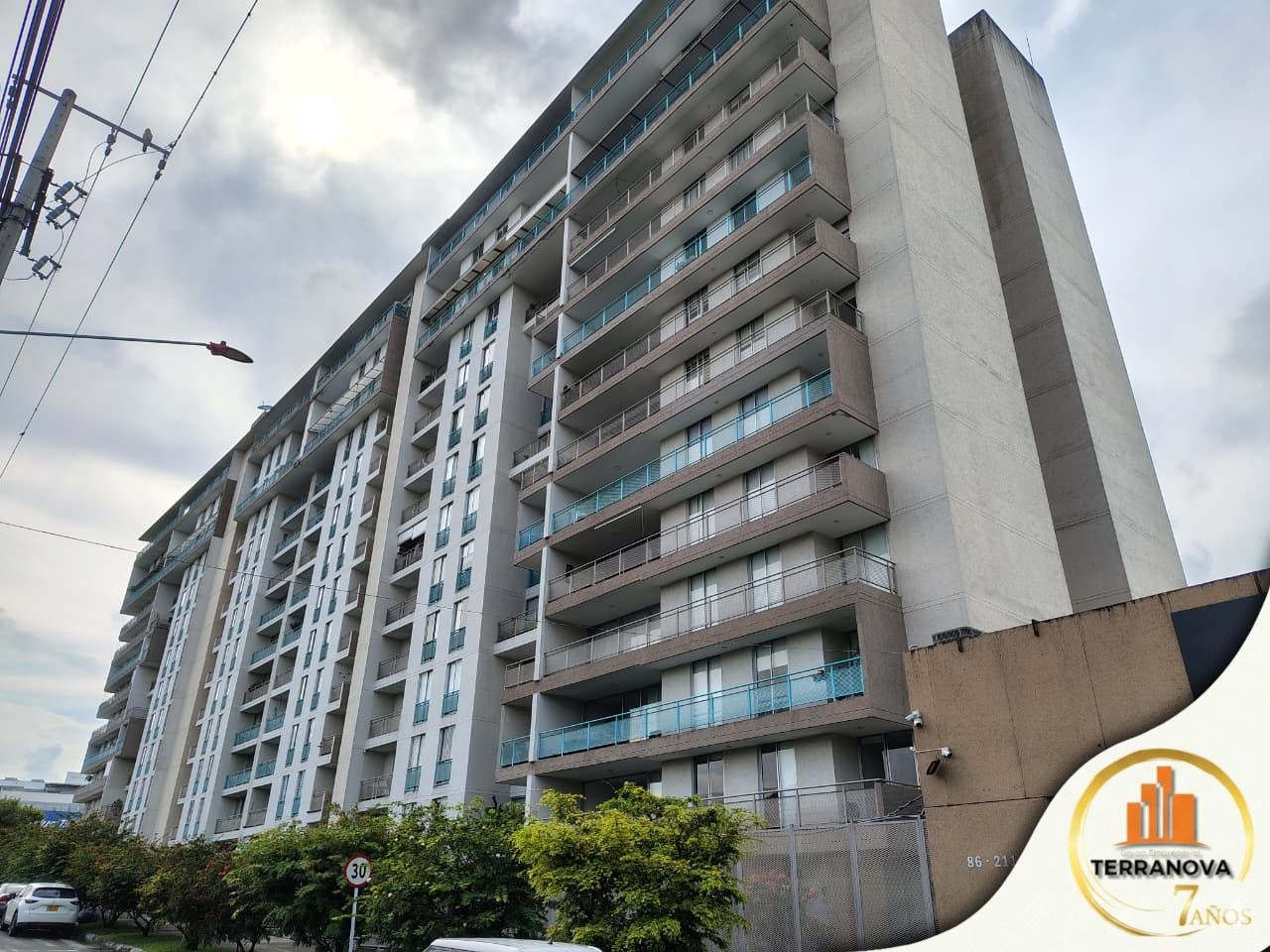 Apartamento en venta Tolima Ibagué Cd Simon Bolivar Et I 93 m2 Habitaciones 3 Baños 3 Garajes 1 Precio $450000000