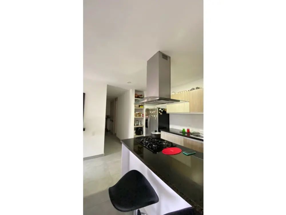 Apartamento en venta Valle Del Cauca Cali Parcelaciones Pance 121 m2 Habitaciones 3 Baños 3 Garajes 2 Precio $400000000
