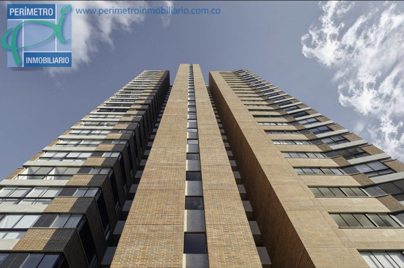 Apartamento en arriendo Antioquia Medellín Enciso 102 m2 Habitaciones 2 Baños 3 Garajes 2 Precio $7000000