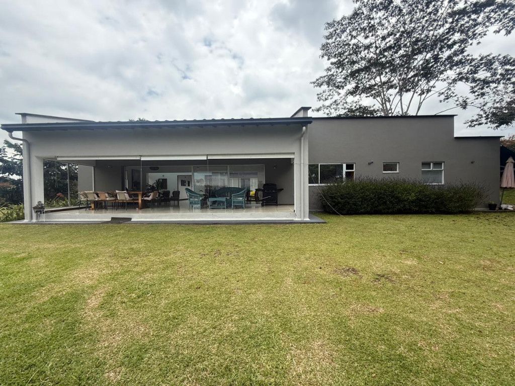 Casa Campestre en arriendo Antioquia Rionegro Centro 340 m2 Habitaciones 6 Baños 4 Garajes 0 Precio $16000000