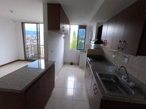 Apartamento en arriendo Antioquia Envigado Loma Del Barro 75 m2 Habitaciones 3 Baños 2 Garajes 1 Precio $2800000