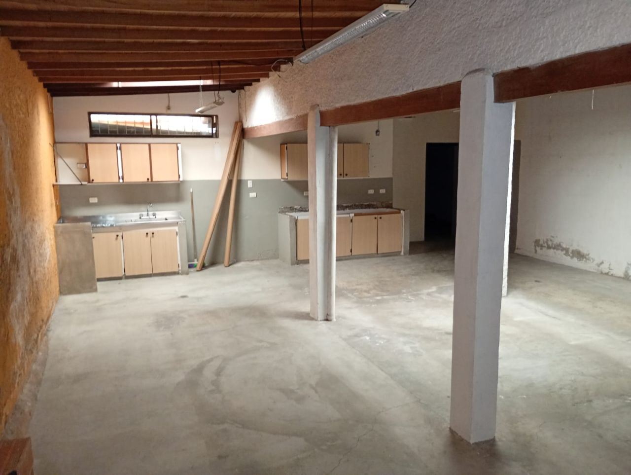 Oficina en arriendo Antioquia Medellín Las Lomas No 1 490 m2 Habitaciones 0 Baños 5 Garajes 5 Precio $18800000