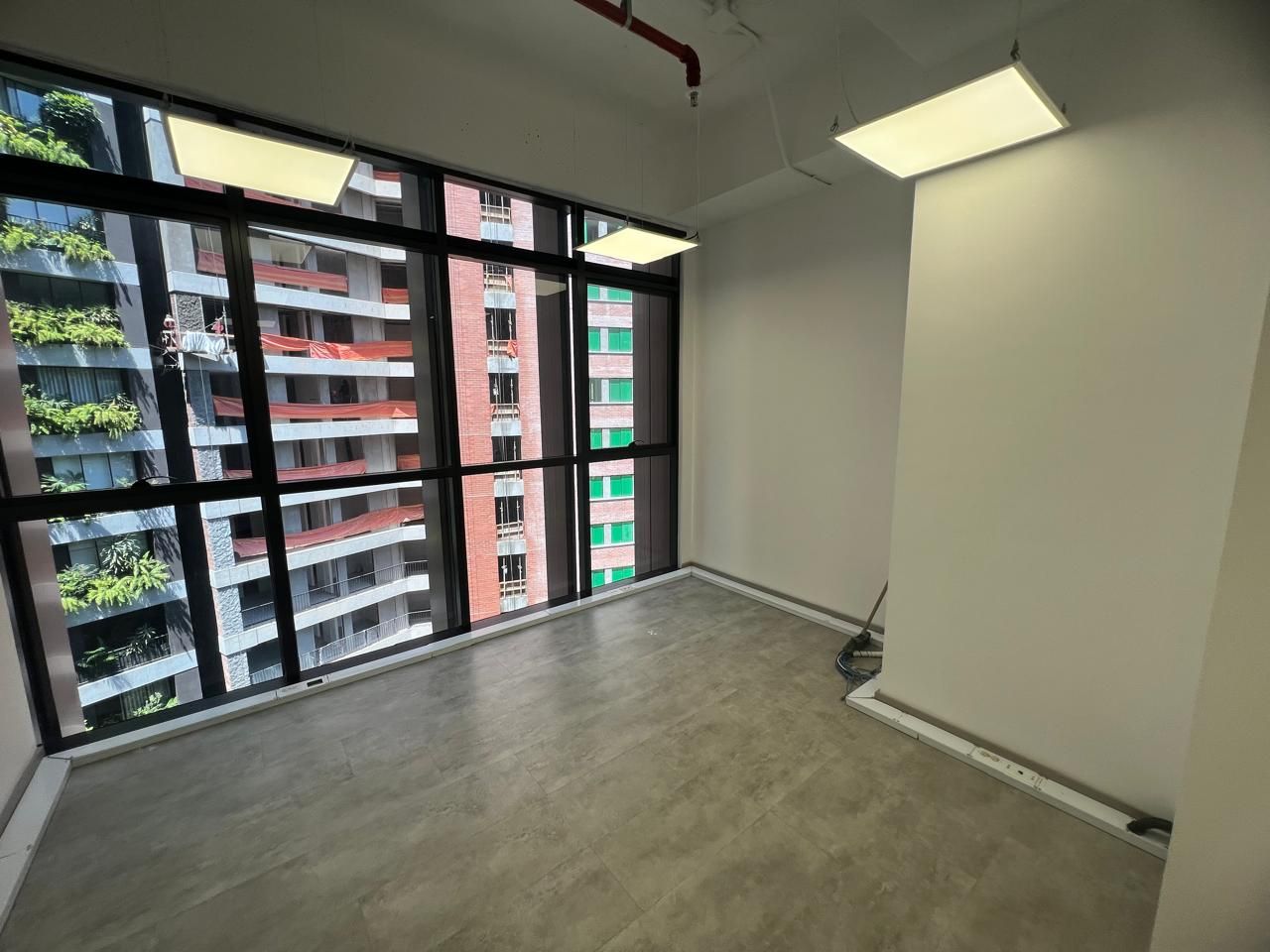 Oficina en arriendo Antioquia Medellín Las Palmas 37 m2 Habitaciones 0 Baños 1 Garajes 1 Precio $5000000