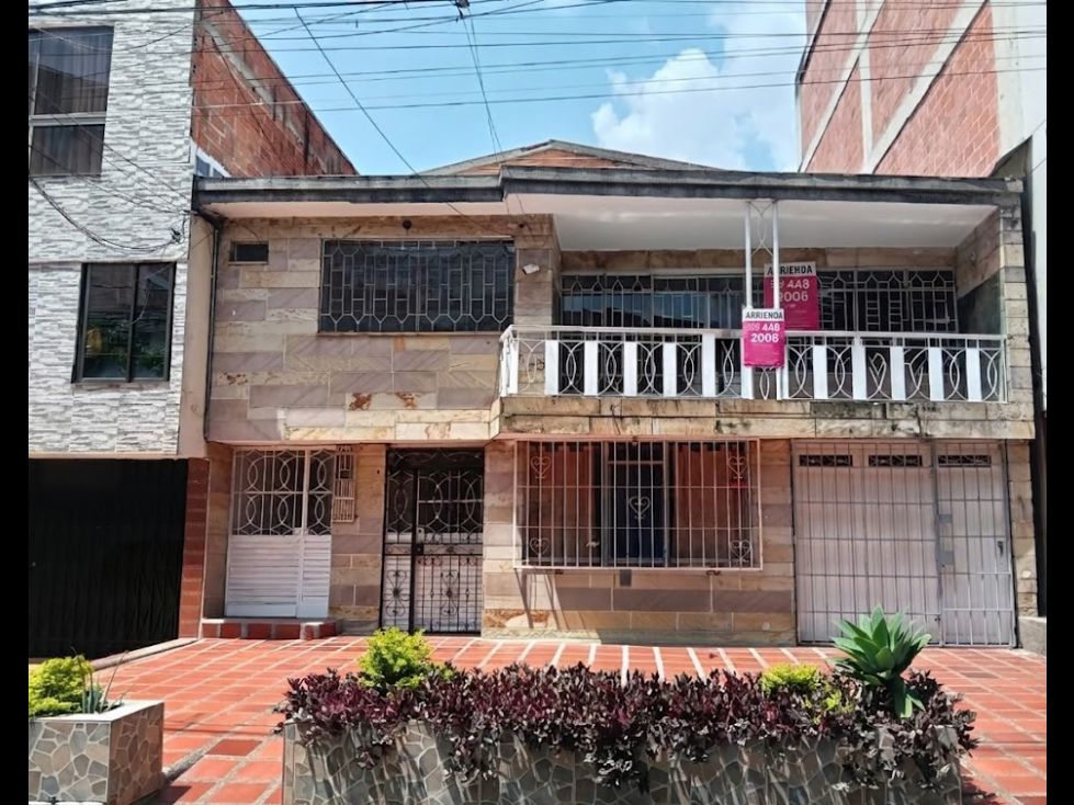 Casa en arriendo Antioquia Medellín Suramericana 150 m2 Habitaciones 5 Baños 3 Garajes 0 Precio $5800000