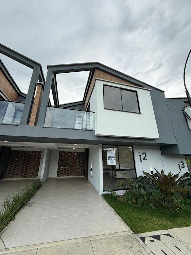 Casa en arriendo Risaralda Pereira Pereira 123 m2 Habitaciones 3 Baños 3 Garajes 2 Precio $4200000