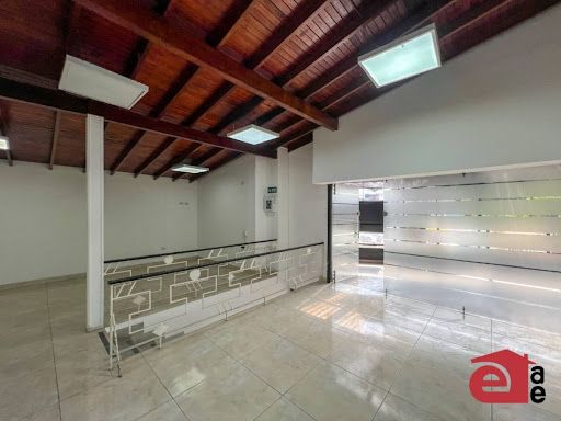 Casa en arriendo Antioquia Medellín La Castellana 180 m2 Habitaciones 5 Baños 2 Garajes 0 Precio $5490000