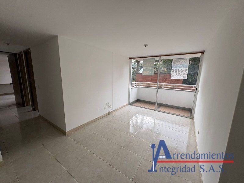 Apartamento en arriendo Antioquia Medellín El Rincon 69 m2 Habitaciones 3 Baños 2 Garajes 1 Precio $3200000