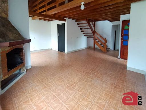 Casa en arriendo Antioquia Rionegro Santa Ana 300 m2 Habitaciones 3 Baños 3 Garajes 2 Precio $4500000