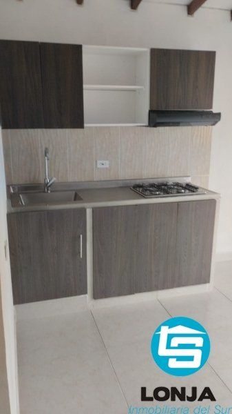 Apartaestudio en arriendo Antioquia Itagüí Centro 40 m2 Habitaciones 1 Baños 1 Garajes 0 Precio $1300000