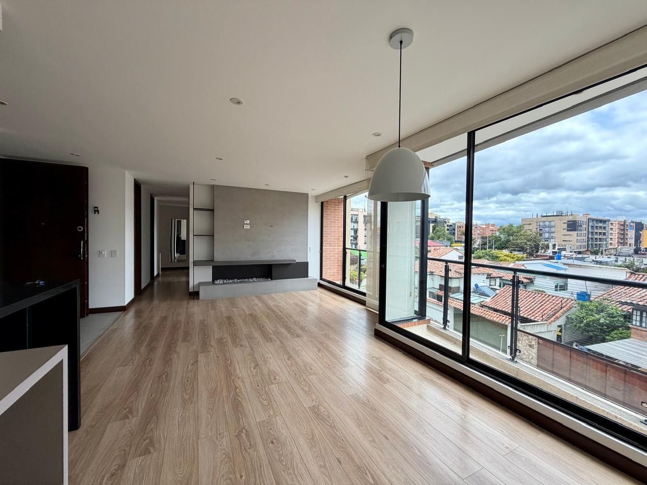 Apartamento en arriendo Cundinamarca Bogotá San Patricio 100 m2 Habitaciones 2 Baños 3 Garajes 2 Precio $5700000