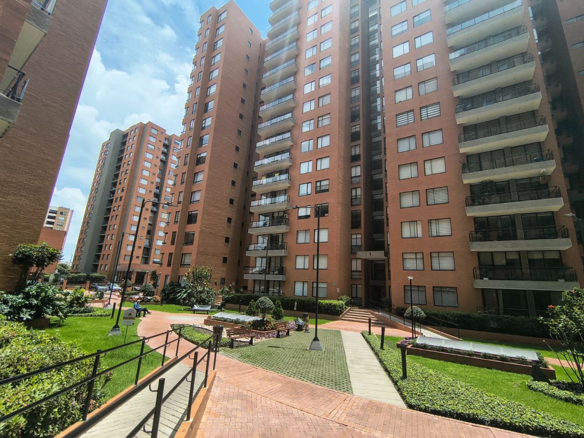 Apartamento en arriendo Cundinamarca Bogotá Mazurén 127 m2 Habitaciones 3 Baños 3 Garajes 2 Precio $6500000