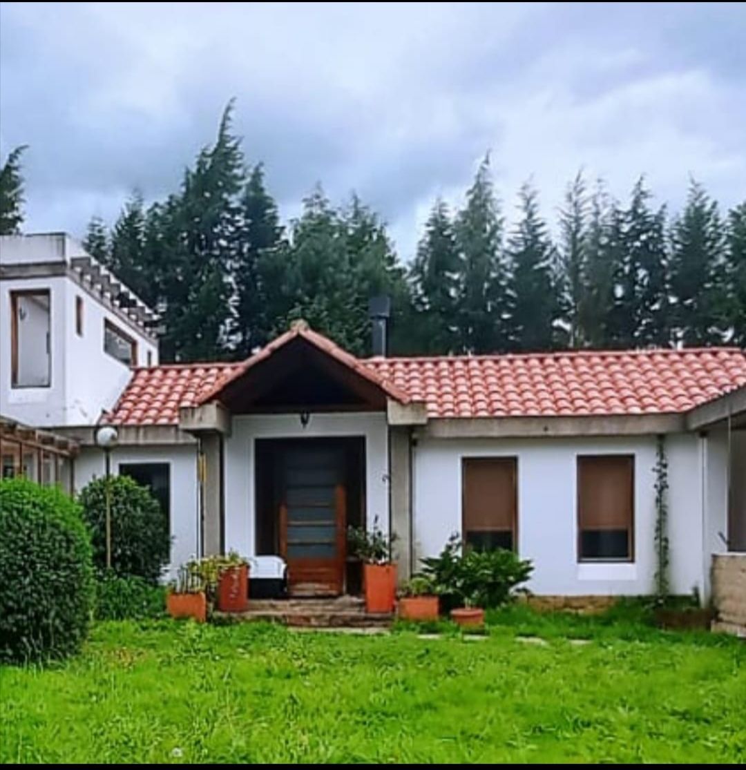 Casa Campestre en arriendo Cundinamarca Tenjo Conjunto Residencial Miraflores I Y Ii 350 m2 Habitaciones 4 Baños 5 Garajes 2 Precio $9000000