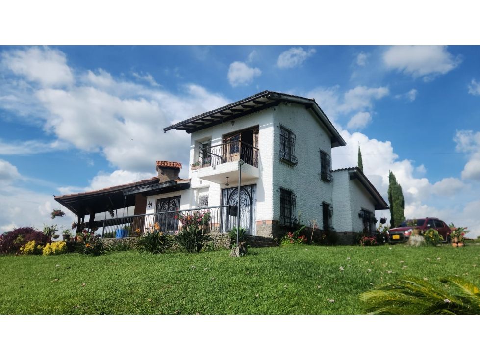 Finca en venta Risaralda Pereira Pereira 850 m2 Habitaciones 6 Baños 5 Garajes 5 Precio $1350000000