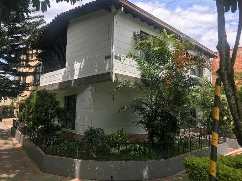 Casa en venta Antioquia Medellín Granada 180 m2 Habitaciones 4 Baños 4 Garajes 2 Precio $955000000