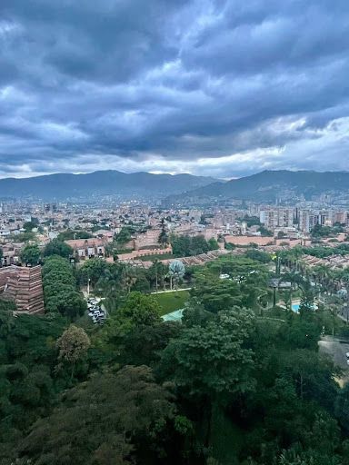 Apartamento en arriendo Antioquia Envigado Alto De Misael 94 m2 Habitaciones 3 Baños 2 Garajes 1 Precio $5100000