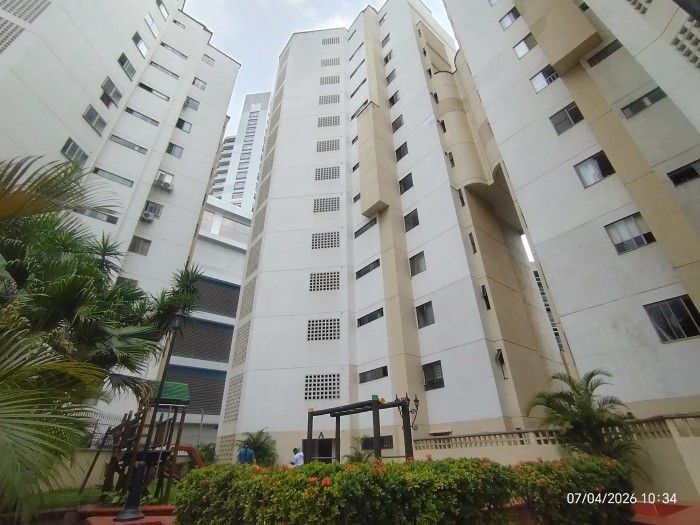 Apartamento en venta Valle Del Cauca Cali Chipichape 120 m2 Habitaciones 3 Baños 2 Garajes 2 Precio $550000000