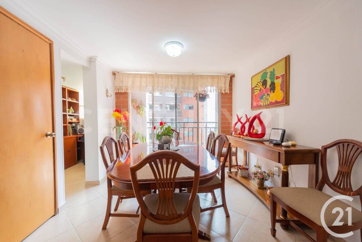 Apartamento en venta Antioquia Envigado Cd San Lucas 97 m2 Habitaciones 3 Baños 2 Garajes 1 Precio $740000000