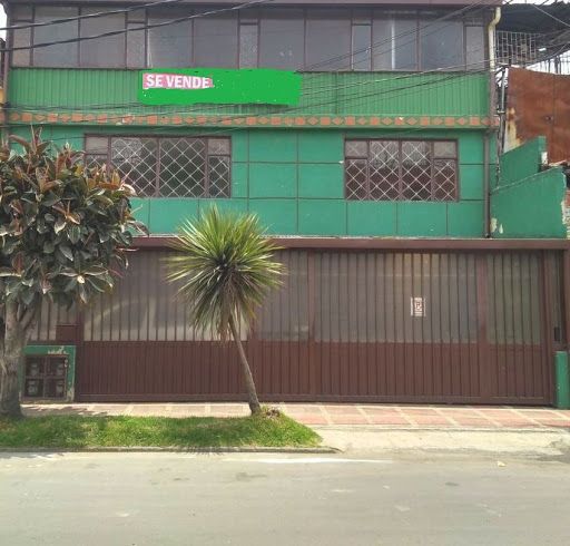 Casa en venta Cundinamarca Bogotá Ub Carvajal 280 m2 Habitaciones 13 Baños 4 Garajes 3 Precio $750000000