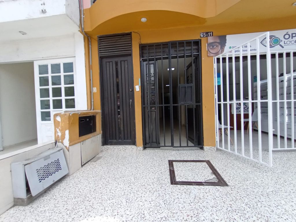Casa en arriendo Valle Del Cauca Cali Los Guayacanes 60 m2 Habitaciones 2 Baños 1 Garajes 0 Precio $1000000