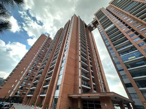 Apartamento en venta Cundinamarca Bogotá María Cristina 108 m2 Habitaciones 3 Baños 3 Garajes 2 Precio $1100000000