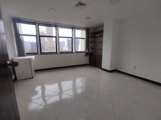 Oficina en arriendo Antioquia Medellín Centro Administrativo 50 m2 Habitaciones 0 Baños 1 Garajes 0 Precio $2200000