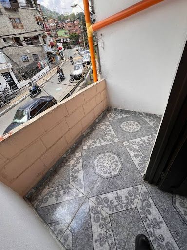 Apartamento en arriendo Antioquia Medellín La Candelaria 80 m2 Habitaciones 4 Baños 2 Garajes 0 Precio $1750000