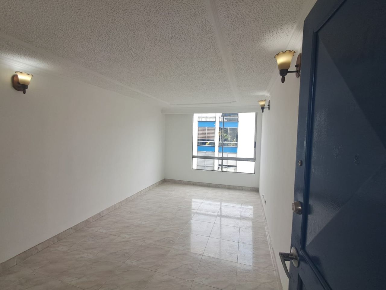 Apartamento en arriendo Cundinamarca Bogotá La Chucua 64 m2 Habitaciones 3 Baños 2 Garajes 0 Precio $281100