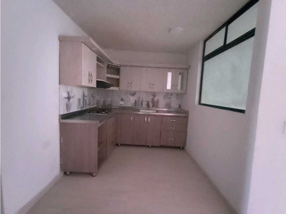 Apartamento en arriendo Antioquia Medellín Caicedo 80 m2 Habitaciones 3 Baños 2 Garajes 0 Precio $2300000