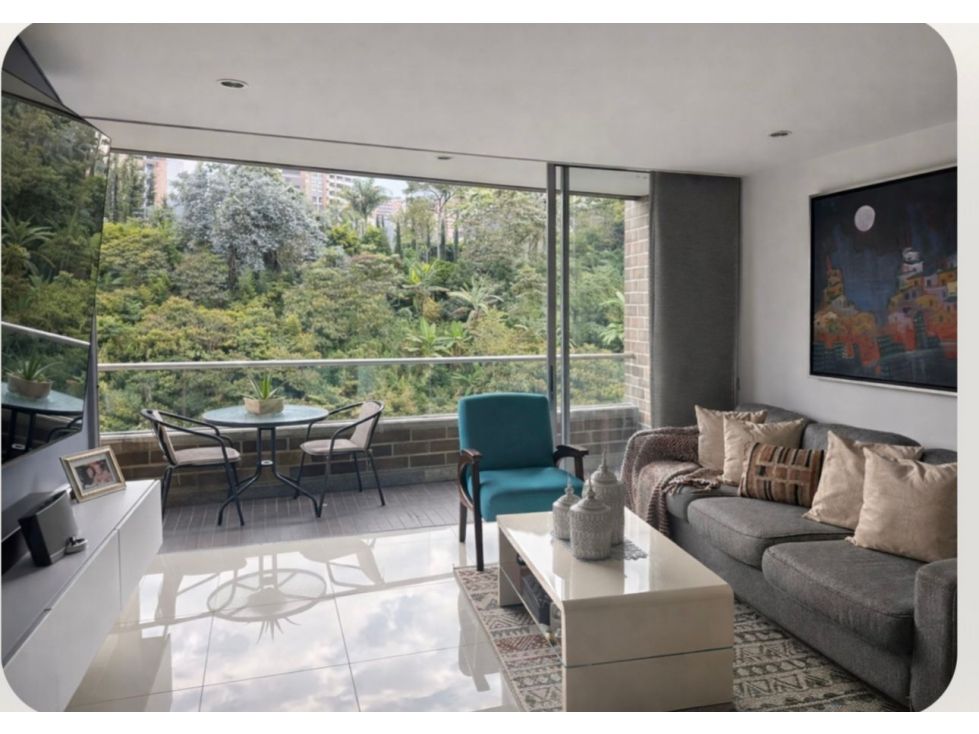 Apartamento en venta Antioquia Envigado Envigado 83 m2 Habitaciones 3 Baños 2 Garajes 4 Precio $750000000