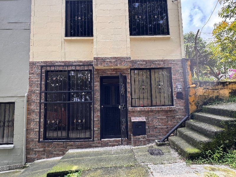 Casa en arriendo Antioquia Medellín Los Naranjos 90 m2 Habitaciones 3 Baños 2 Garajes 0 Precio $4500000