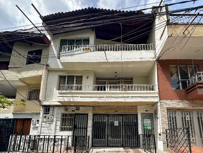 Apartamento en arriendo Antioquia Medellín Altavista 48 m2 Habitaciones 2 Baños 1 Garajes 0 Precio $1500000