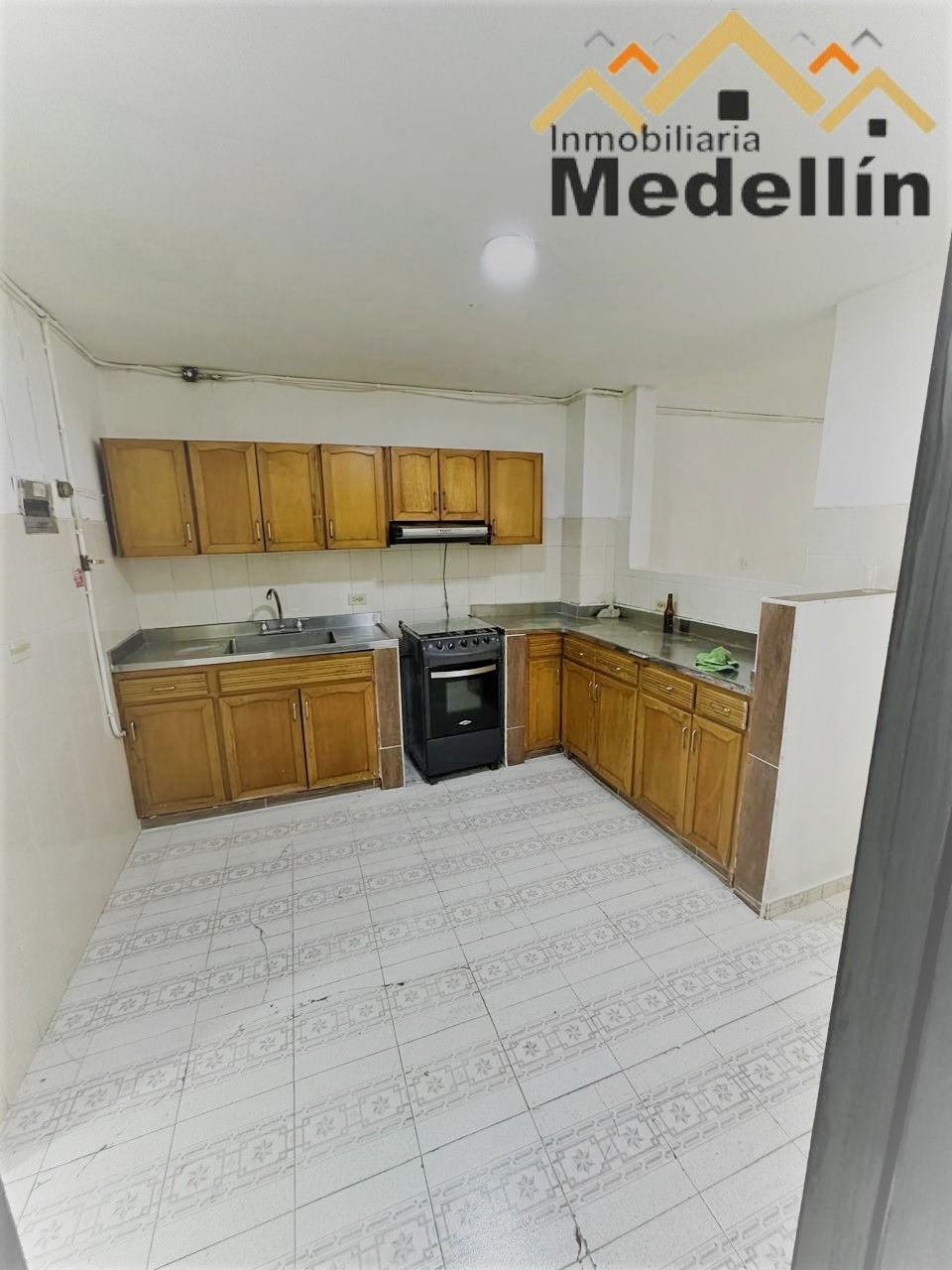 Apartamento en arriendo Antioquia Medellín Campo Valdes No 1 60 m2 Habitaciones 4 Baños 2 Garajes 0 Precio $1600000