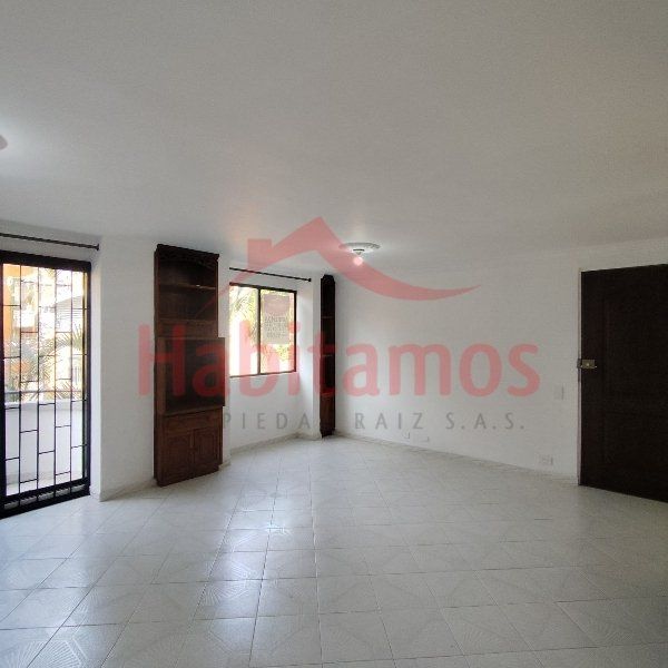 Apartamento en arriendo Antioquia Medellín El Danubio 82 m2 Habitaciones 3 Baños 2 Garajes 1 Precio $2700000