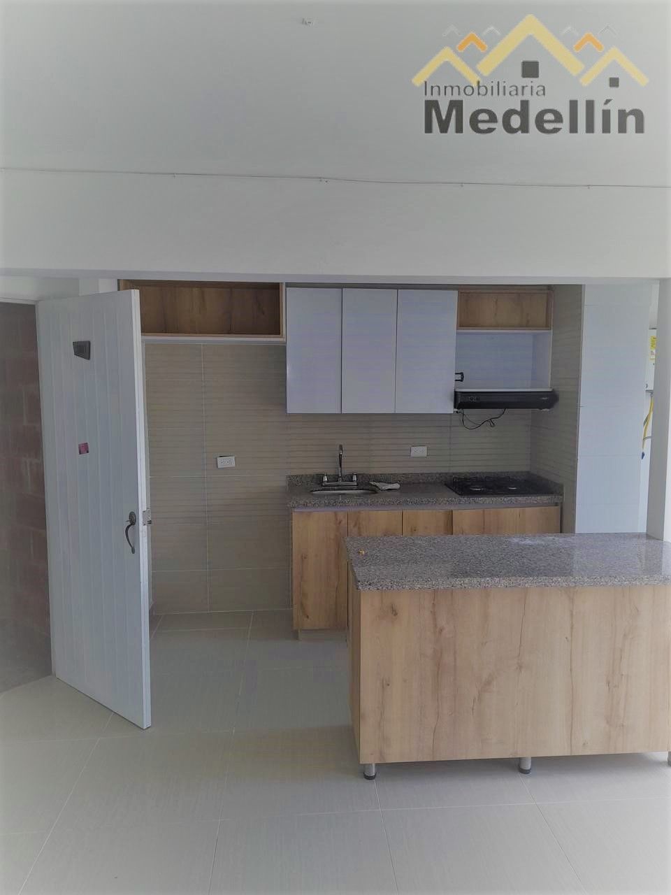 Apartamento en arriendo Antioquia Itagüí El Rosario 55 m2 Habitaciones 3 Baños 2 Garajes 0 Precio $1800000
