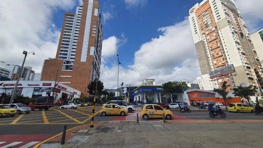 Local en arriendo Santander Bucaramanga Mejoras Publicas 238 m2 Habitaciones 0 Baños 0 Garajes 0 Precio $10000000