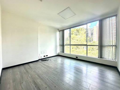Oficina en arriendo Antioquia Medellín Los Naranjos 29 m2 Habitaciones 0 Baños 1 Garajes 1 Precio $4200000