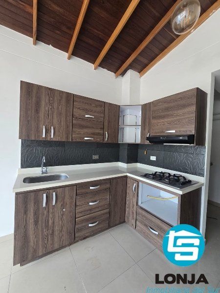 Apartamento en arriendo Antioquia Itagüí El Palmar 75 m2 Habitaciones 3 Baños 2 Garajes 0 Precio $1950000