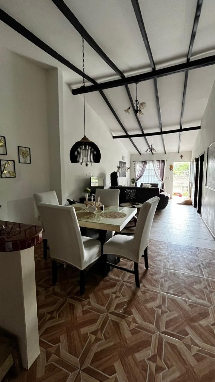 Casa en venta Valle Del Cauca Cali El Guabal 175 m2 Habitaciones 3 Baños 2 Garajes 1 Precio $270000000