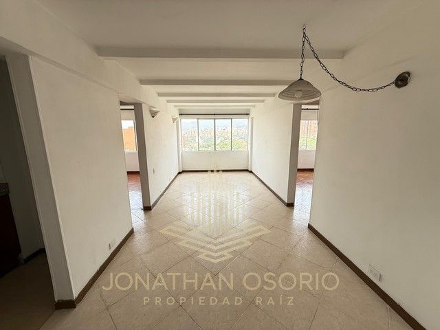 Apartamento en arriendo Antioquia Medellín San German 70 m2 Habitaciones 3 Baños 2 Garajes 1 Precio $2600000