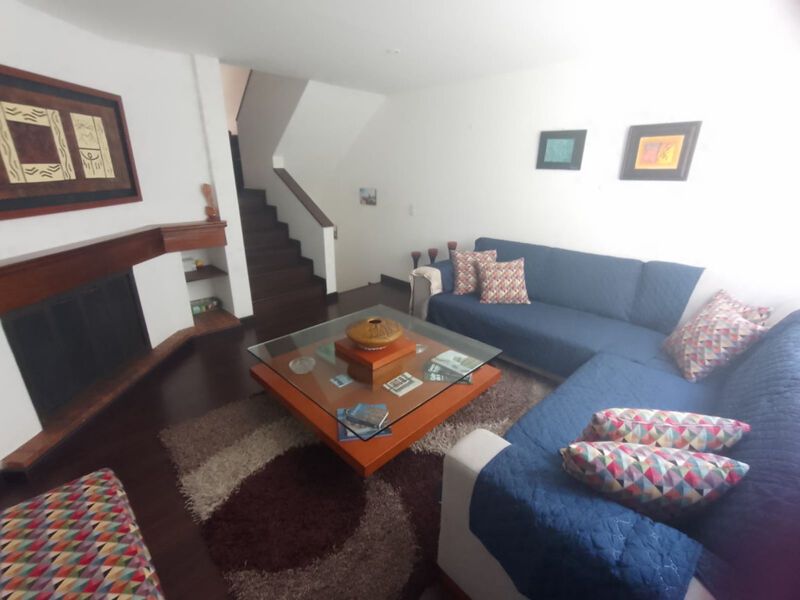 Casa en venta Cundinamarca Bogotá Sabanalarga 150 m2 Habitaciones 3 Baños 4 Garajes 2 Precio $990000000
