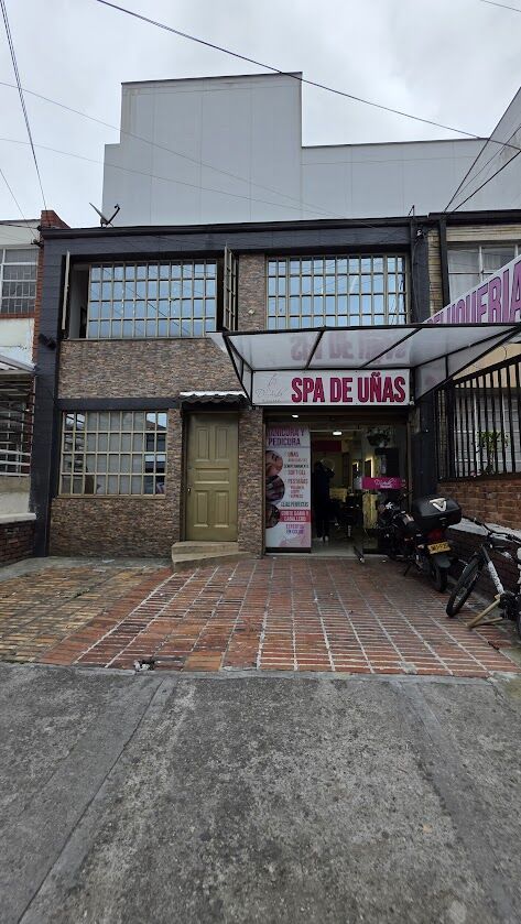 Casa en venta Cundinamarca Bogotá Estrella 350 m2 Habitaciones 6 Baños 4 Garajes 0 Precio $1000000000