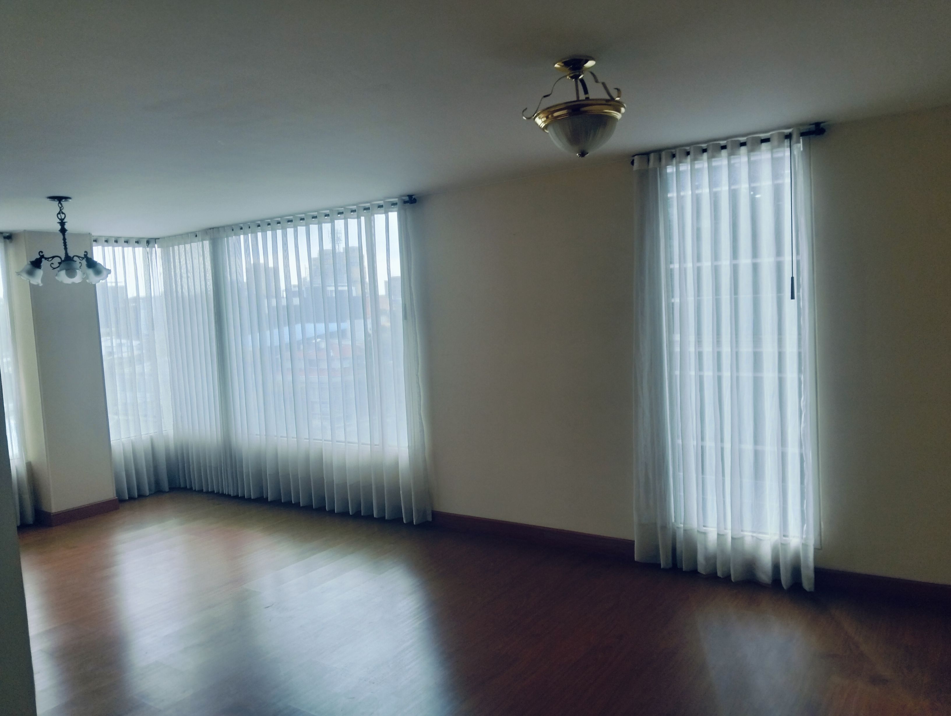 Apartamento en venta Cundinamarca Bogotá La Castellana 94 m2 Habitaciones 2 Baños 3 Garajes 1 Precio $680000000