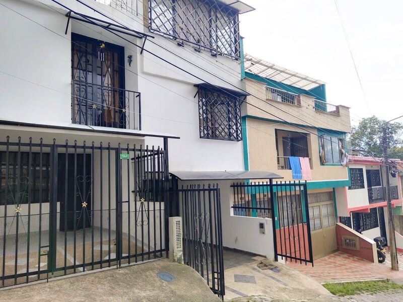 Casa en venta Cundinamarca Fusagasugá Bellavista 189 m2 Habitaciones 4 Baños 3 Garajes 1 Precio $400000000