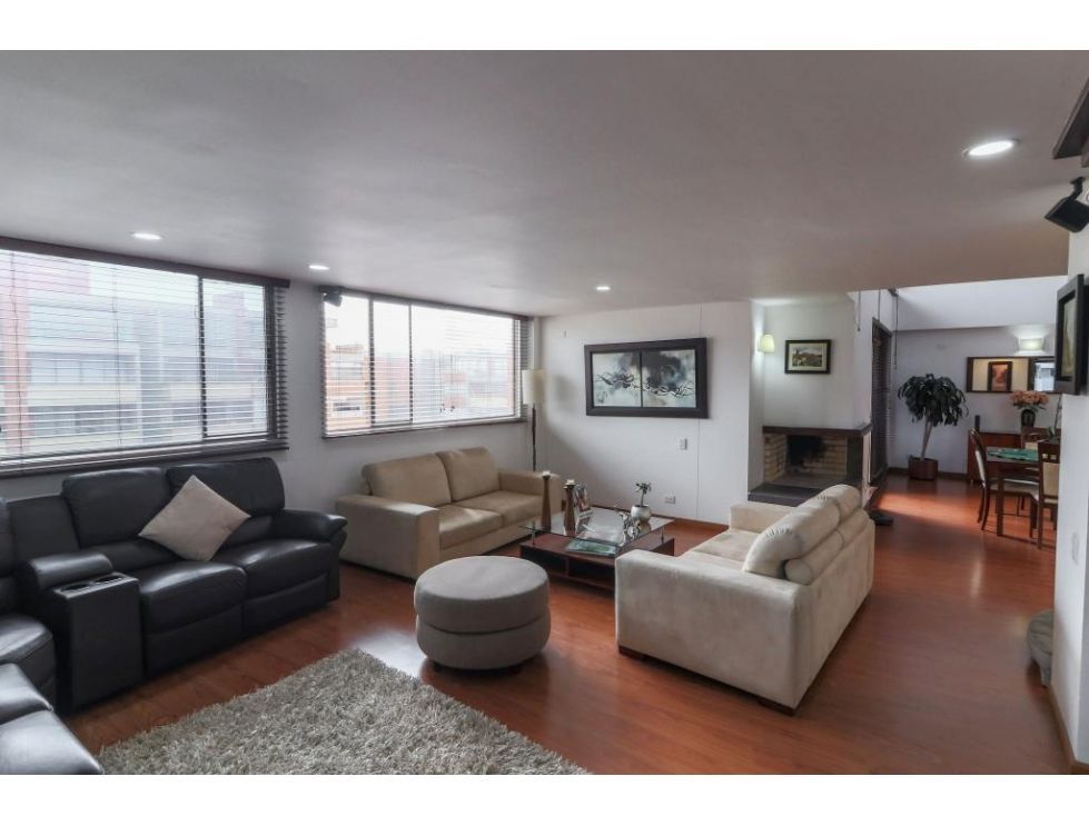 Apartamento en venta Cundinamarca Bogotá Lisboa 200 m2 Habitaciones 3 Baños 3 Garajes 3 Precio $1600000000
